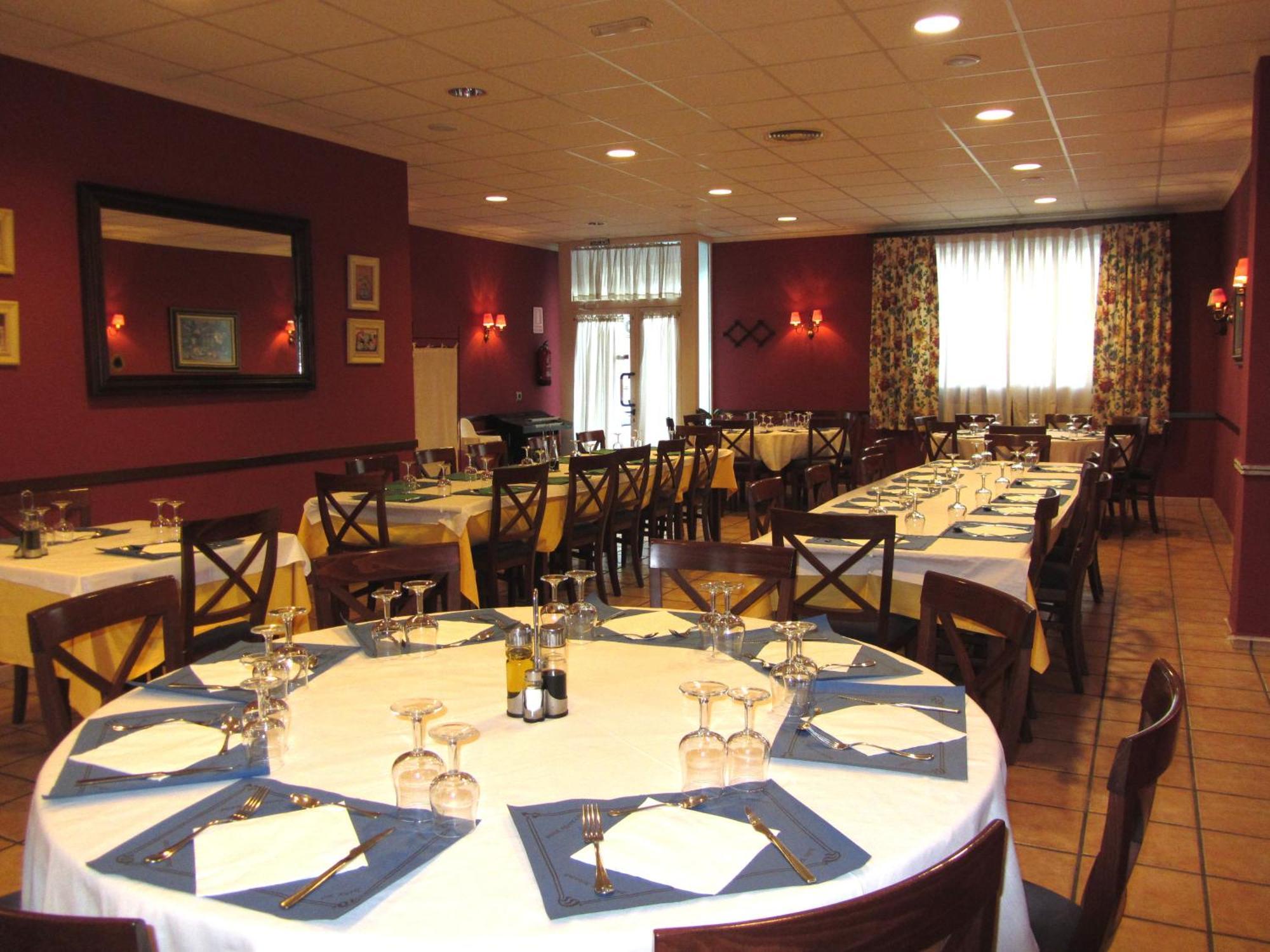 Hotel Villa De Utrillas Zewnętrze zdjęcie